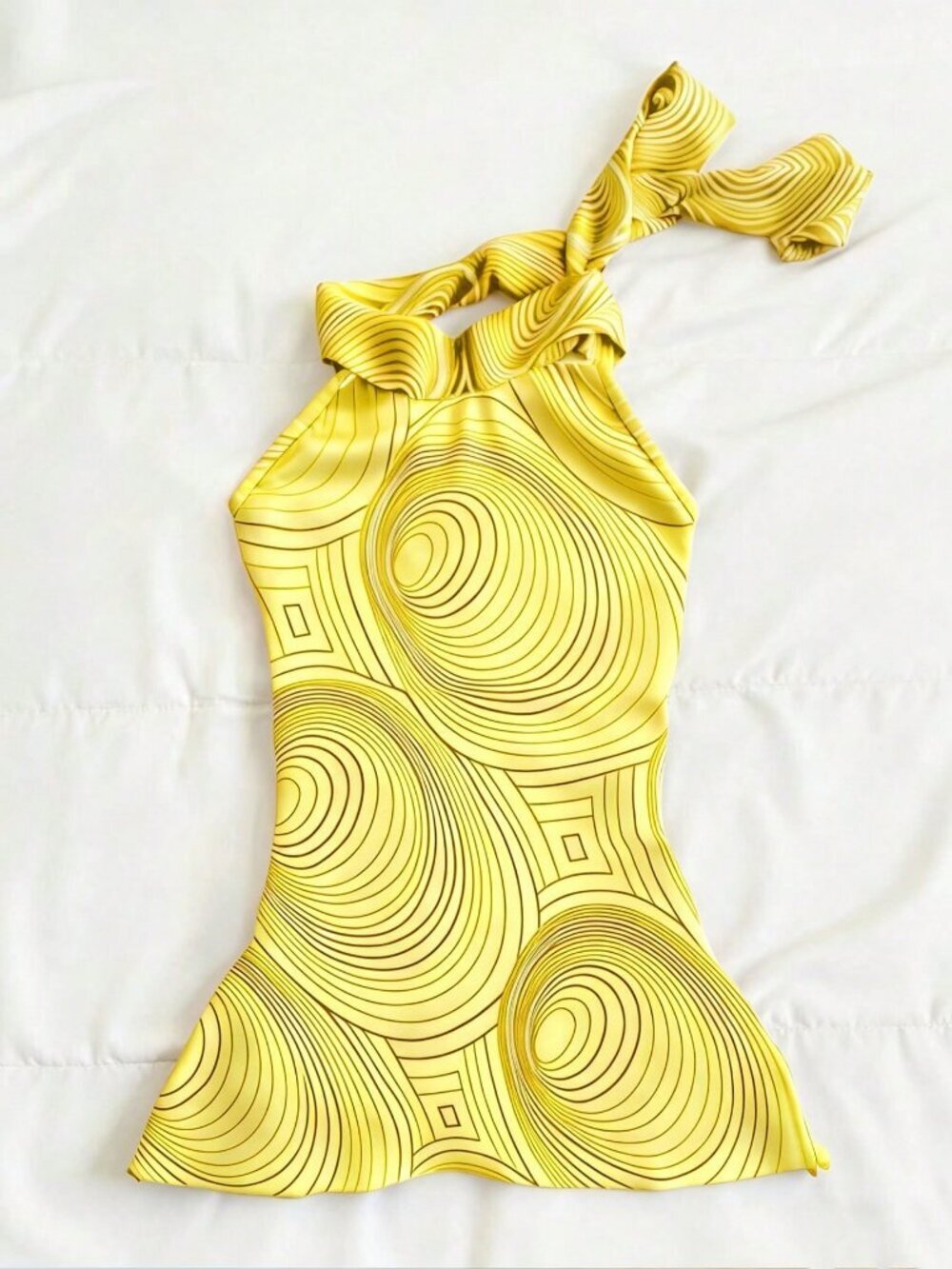 Yellow  Elegant Women's Y2k Striped Casual Halter Top